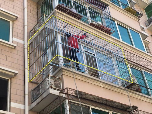 租房晾衣杆怎么弄好看，防盗窗上怎么加一根晾衣杆