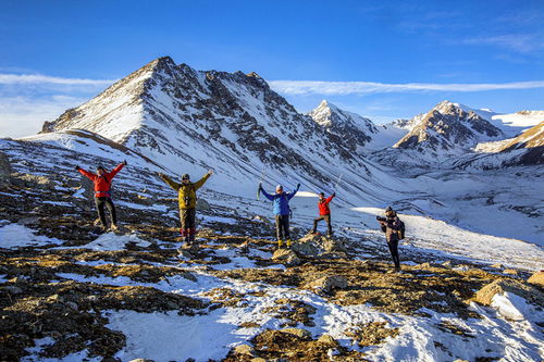 兰州晨报 旅游周刊 任我行丨送你一缕雪山阳光 新的一年温暖启程