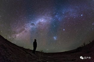 白天也许是用来玩耍的,夜晚适合看这些美轮美奂的星空美景 