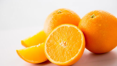 每天一个橙子的好处(每天一个橙子对身体有什么好处)
