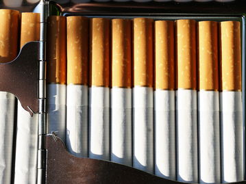 无锡香烟市场深度解析，文化传承与批发渠道探究 - 2 - 635香烟网