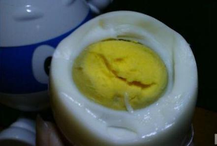 鸡蛋黄外有层黑膜,这样还能吃吗 天天吃鸡蛋,不要犯这几个错误