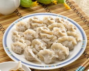 英汉互译散文108篇 第20期 大钱饺子 A Good luck Dumpling