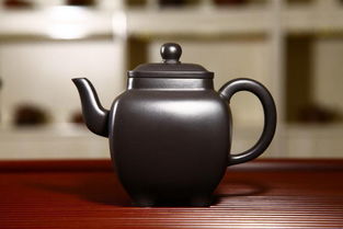 制作茶具的材料有很多种，为什么大多数人喜欢紫砂茶具，有什么好处(紫砂茶具的三大特点)
