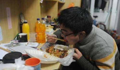 为什么大量大学生选择订外卖而不是食堂