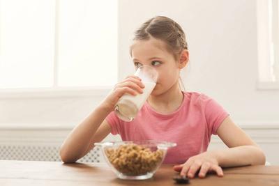 肠易激综合征可以喝牛奶吗 肠易激综合征的饮食要点须知