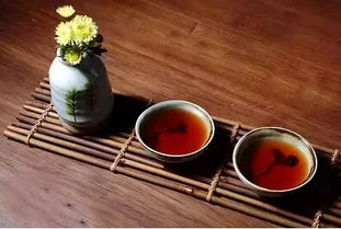 六堡茶和普洱茶功效与作用,普洱茶和六堡茶的功效和优势是什么?按茶韵teasyun的说法,两爱问