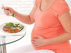 原创孕期这4种食物，再馋也要控制住，不然宝宝会怪你的！