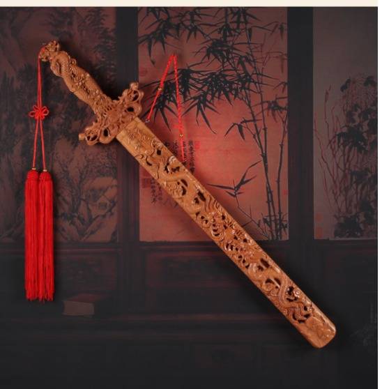 李理谦 家居住宅风水之桃木剑的作用和摆放,有哪些风水注意事项
