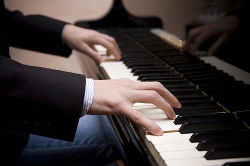 学钢琴 钢琴初学者要掌握的6个常识,让你练琴更加有动力