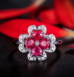 珠宝花语 每种珠宝都有对应的浪漫花朵