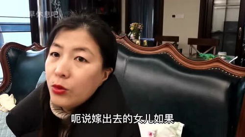 女人离婚带着满月孩子回家,妈妈说嫁出去的女儿不能在娘家过年 