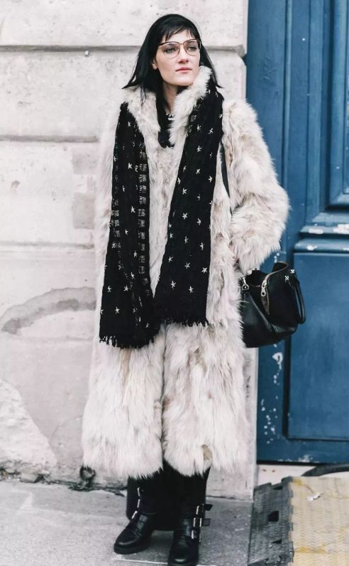 深冬大衣穿搭套路 , 时髦又保暖