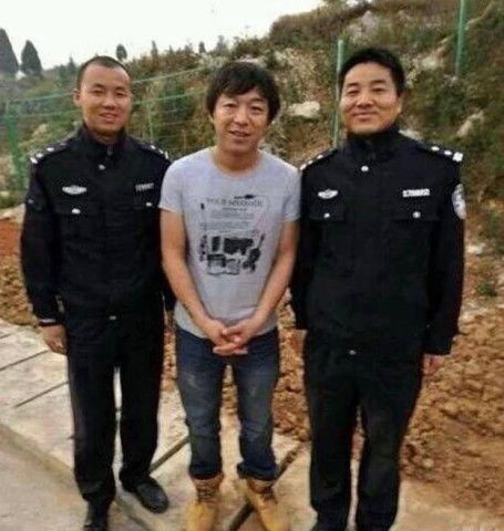 C位不要乱站,马云黄渤和王菲都 被捕 ,撒贝宁不愧主持 今日说法