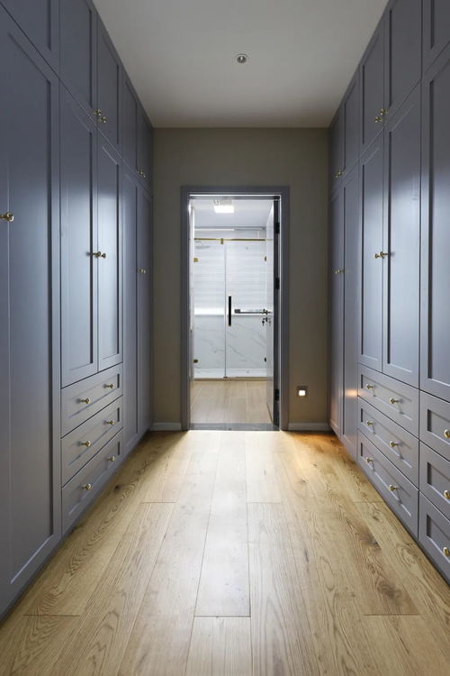 你家的衣柜还是用着老土的门 衣柜门搭配好了,卧室风格也变美了