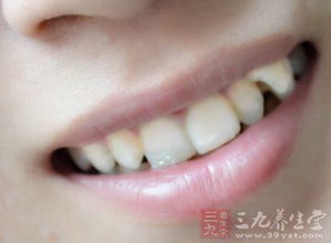 美白牙齿方法，如何使牙齿变白的简单方法