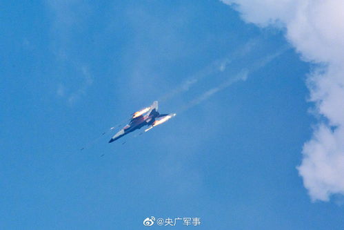 海军航空兵开展实弹攻击训练