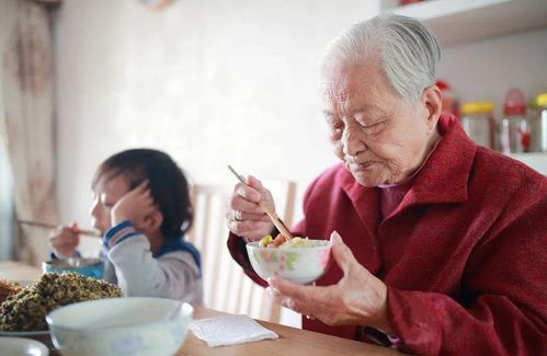 俗语 人到六十六,吃女一刀肉 ,这话是啥意思 是否有此习俗