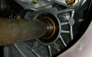长安CS75发动机漏油及半轴油封漏油
