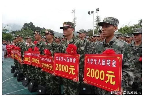 为什么当兵不当八年兵 这位当了八年的战友告诉你