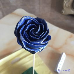 浪漫花束怎么弄好看的 蓝色妖姬花束怎么拍好看