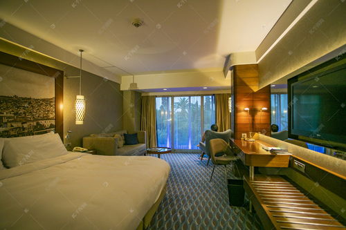 酒店客房铺大床方法
