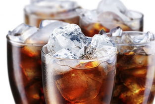 长期喝可乐雪碧等碳酸饮料,会对身体造成怎样的影响 
