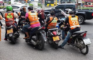 泰国曼谷 一座骑在摩托车上的大城市,路上听着全是摩托车的声音