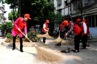 安庆志愿者居民区打扫卫生 