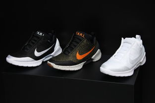 科技鞋Nike自动绑鞋带1.0大揭秘 网友直呼 不设计成走路就可充电的原因竟是