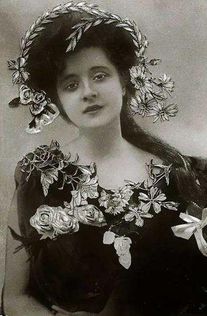 老照片之一百年前西方女明星,真是美若天仙