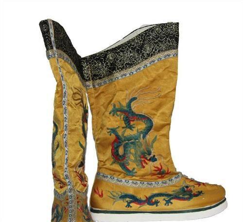 古代的鞋子有着自己的符号和文化色彩