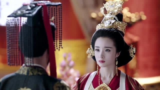 此时的伽罗不仅是杨坚的夫人,更是隋朝的皇后,内心却高兴不了 