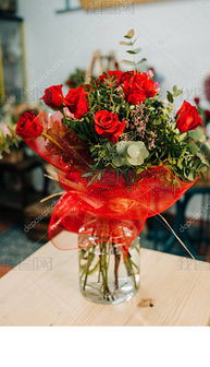 一支红玫瑰多少钱一只 花店一束玫瑰花大概多少钱