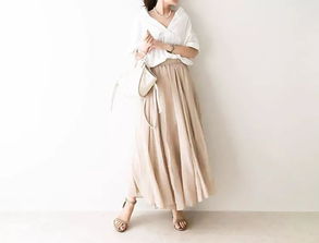 G明星 想找裙装搭配灵感 这位日本女生完美演绎了娇小身材的长裙造型