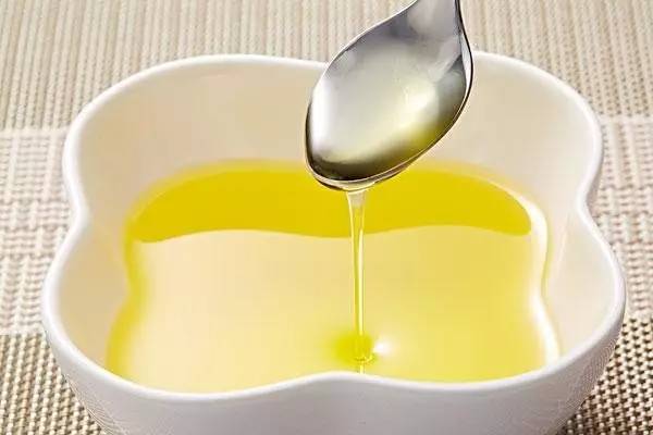 生活 花生油 玉米油 大豆油 橄榄油的区别,太多人不知道 