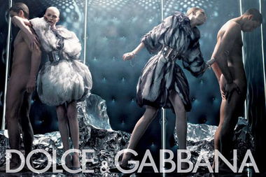 Dolce Gabbana广告 大玩 出位 性游戏 4 
