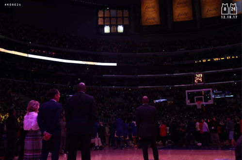 科比球衣退役后NBA如何将情怀转化为超级生意 (科比穿的球衣价格)