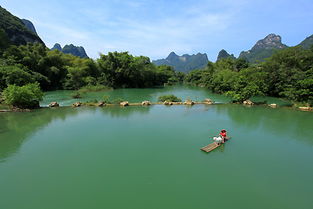 关于打造生态旅游的诗句