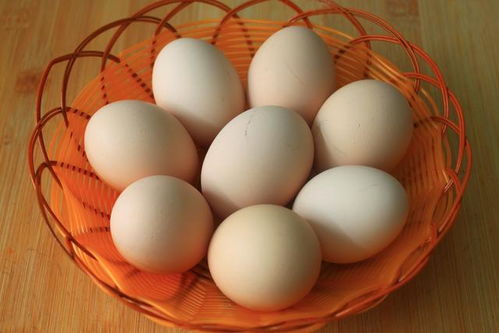 刚知道,鸡蛋保存别只放冰箱,这样存放,3个月还和新鲜的一样