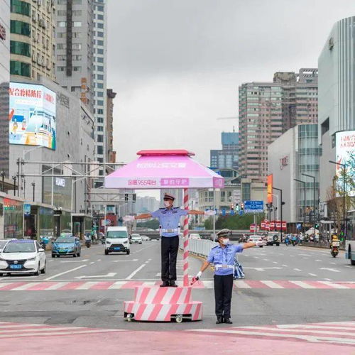 长沙步行街国庆免费停车场,有关长沙游玩,绝对老口子进.