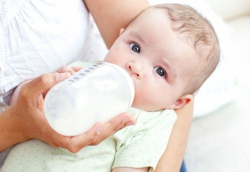 宝宝喝配方奶粉能喝到几岁 正确答案在这里