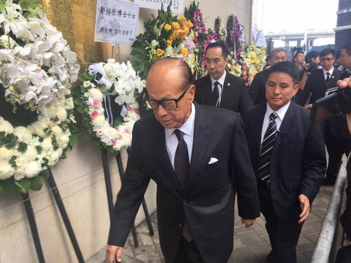 在香港扶灵意味着什么意思,郑裕彤葬礼为什么是李嘉诚扶灵的？