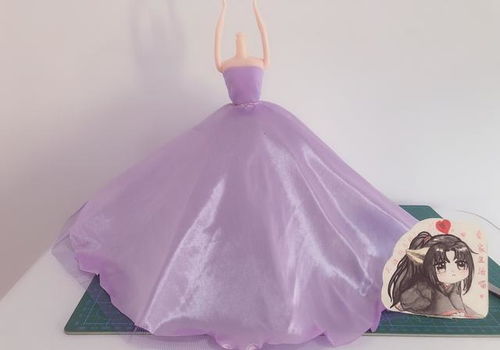 怎么做芭比娃娃的裙子(怎么做芭比娃娃的裙子用口罩做又简单又好看又时尚)