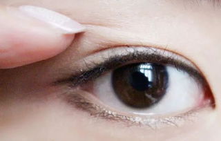 眼妆怎么化好看 低调性感小心机创意画法 眼线 