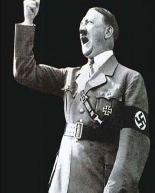德国纳粹的党卫军,为何死忠于希特勒,不仅仅因为希特勒的蛊惑
