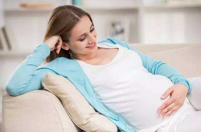 原创孕期反应的各种不适，原来是肚子里的宝宝在报平安，千万不要害怕