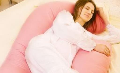 原创孕期不同时间适合哪种睡姿？