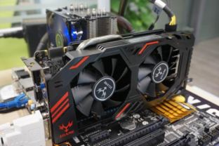 谁知道gtx950m属于什么级别的显卡 能玩什么大型游戏 别回复我那些官方的介绍