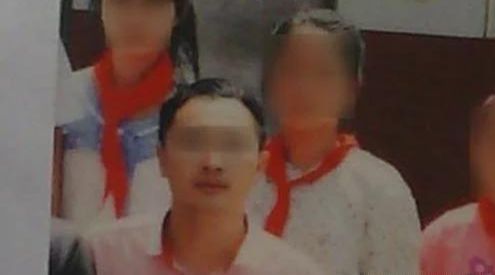 教师与13岁少女多次发生关系 女生称后几次 自愿